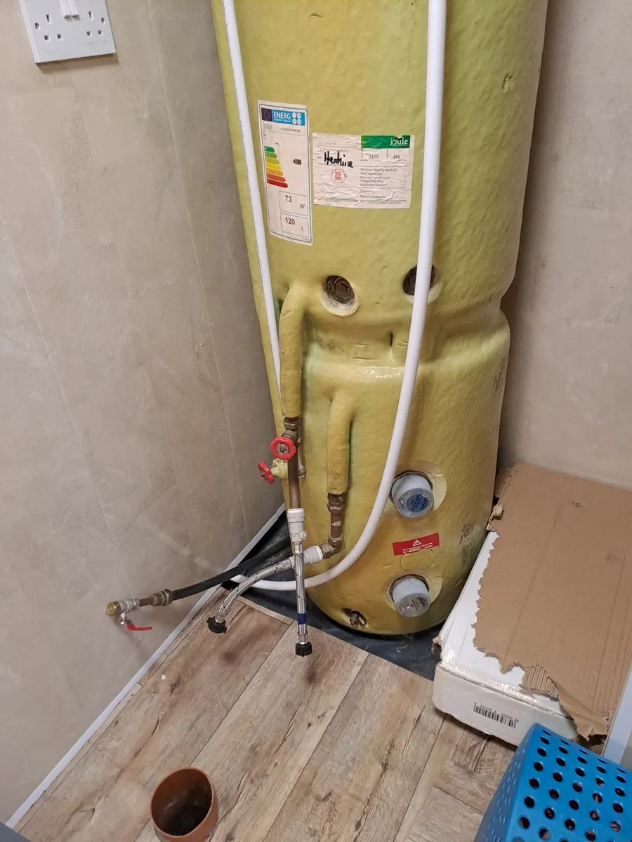 Combi dual heating cylinder - Image 3