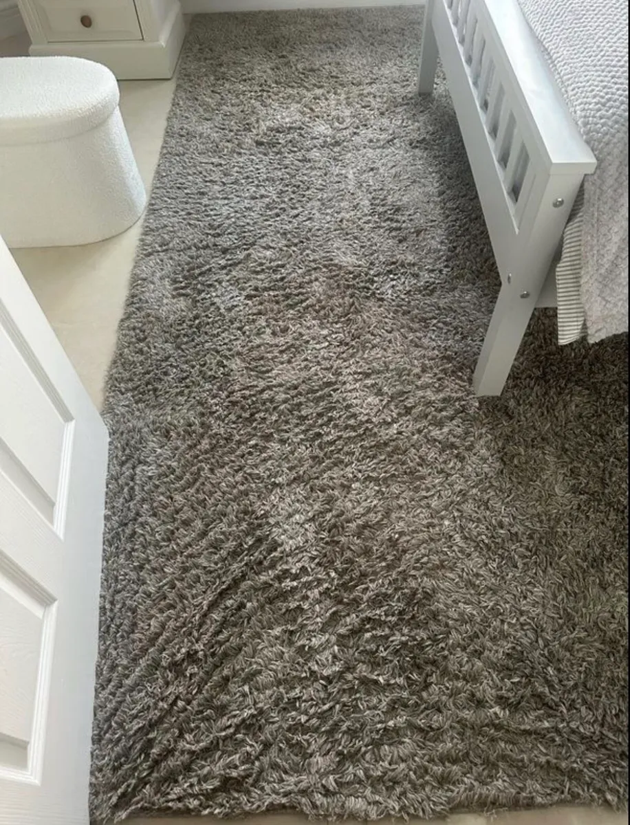 Rug - Image 4