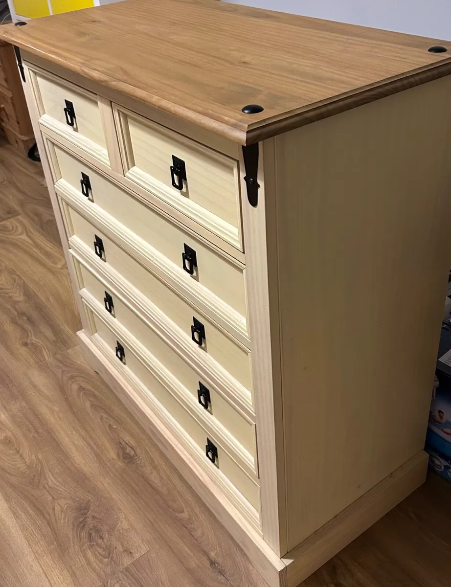 Chest of drawers - Image 1