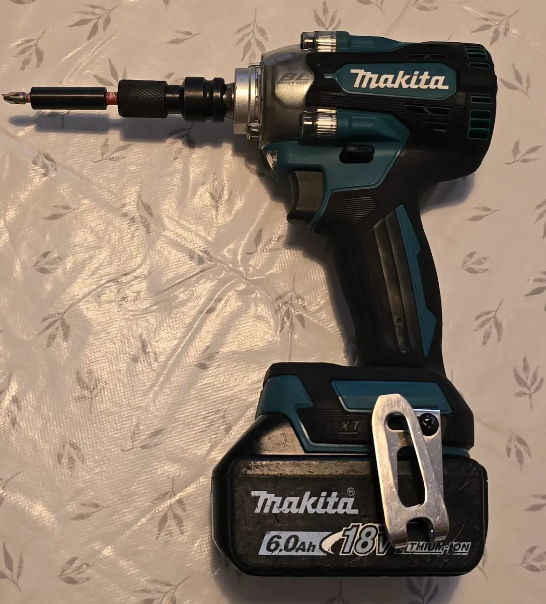 Makita Impact Wrench kit - Image 3