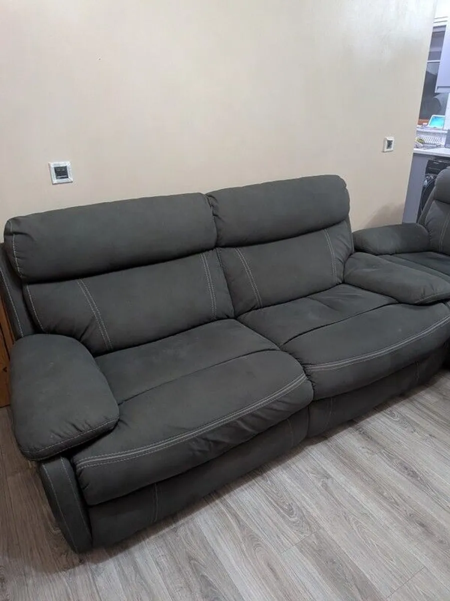 Recliner Electric Sofa - Image 1