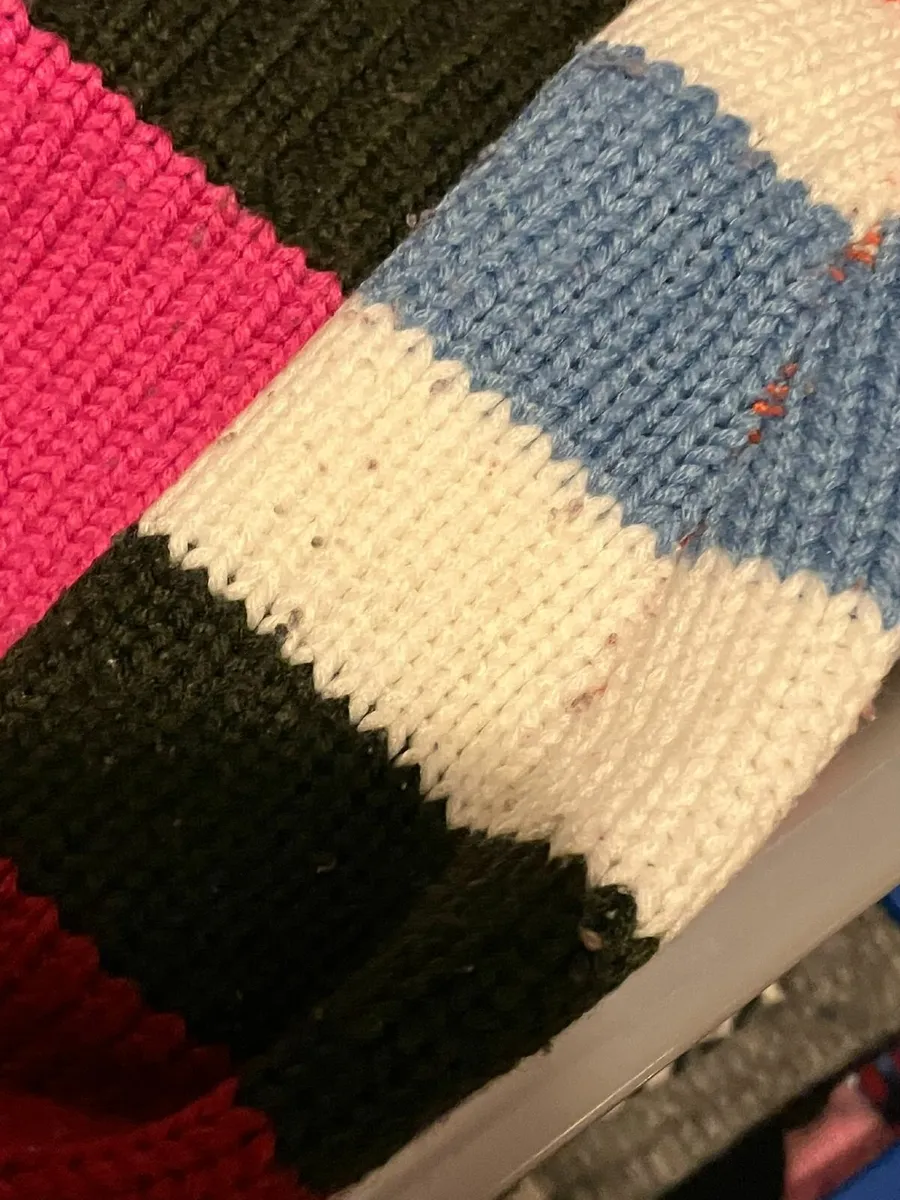 Jumper - Image 4