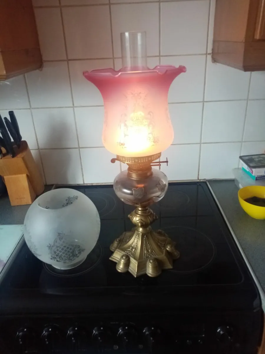 Victorian Oil Lamp - Image 1