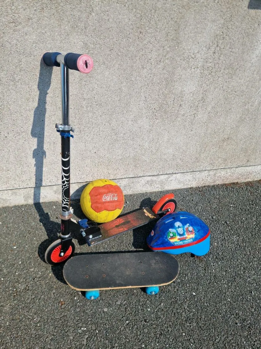 Kids scooter & accessories - Image 3