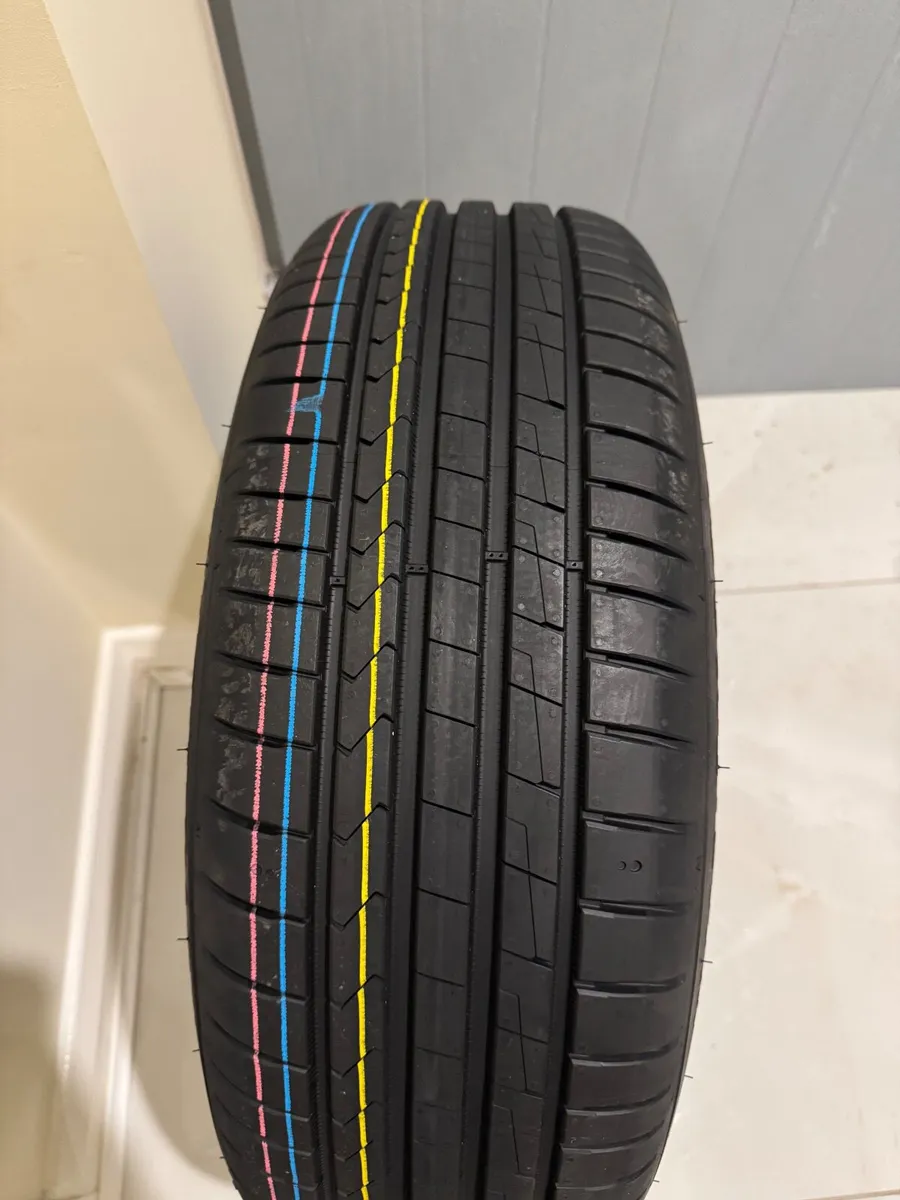 205/60 R16 92V Brand new Spare tyres Kit Included - Image 2