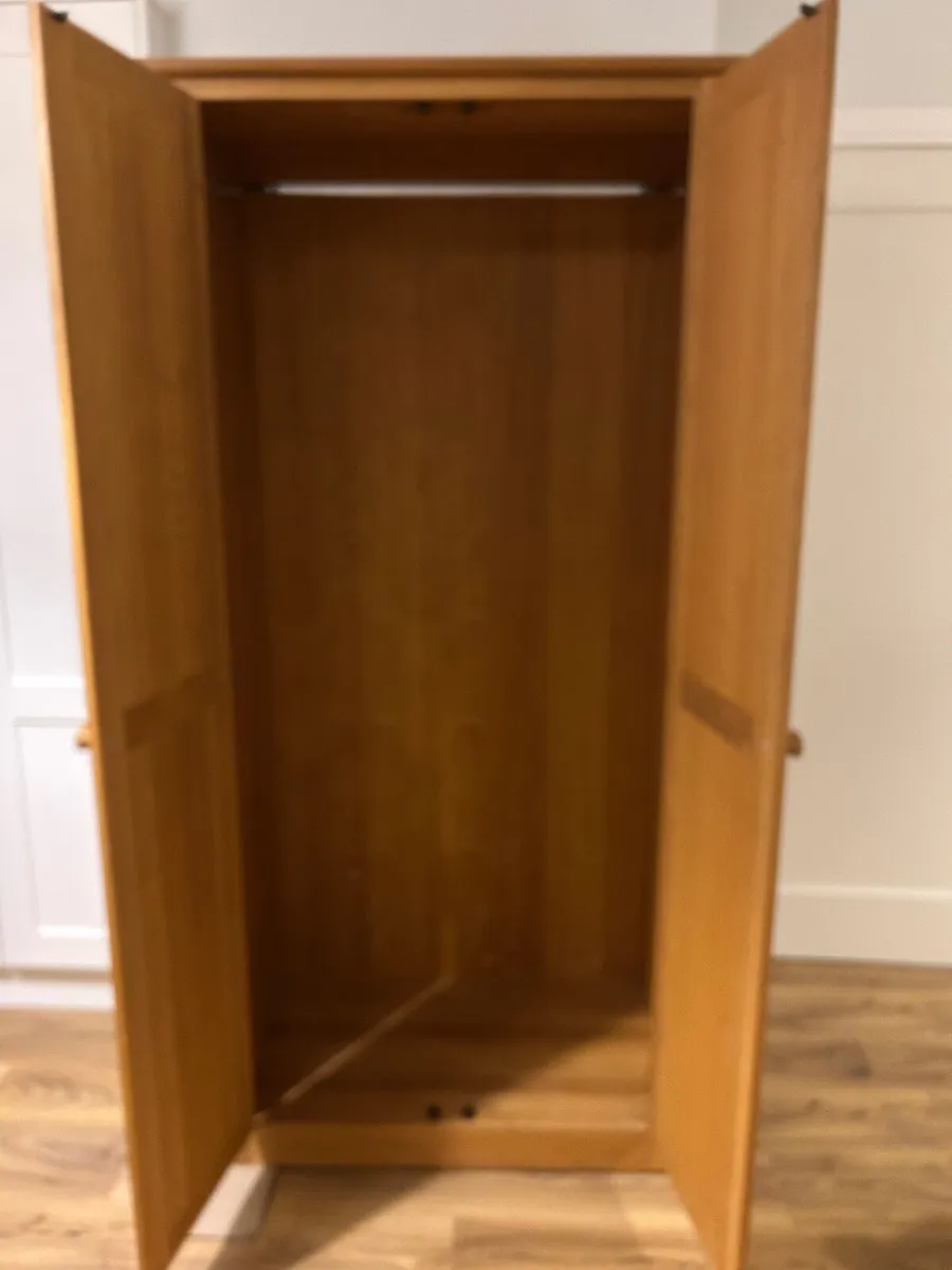 Wardrobe - Image 4
