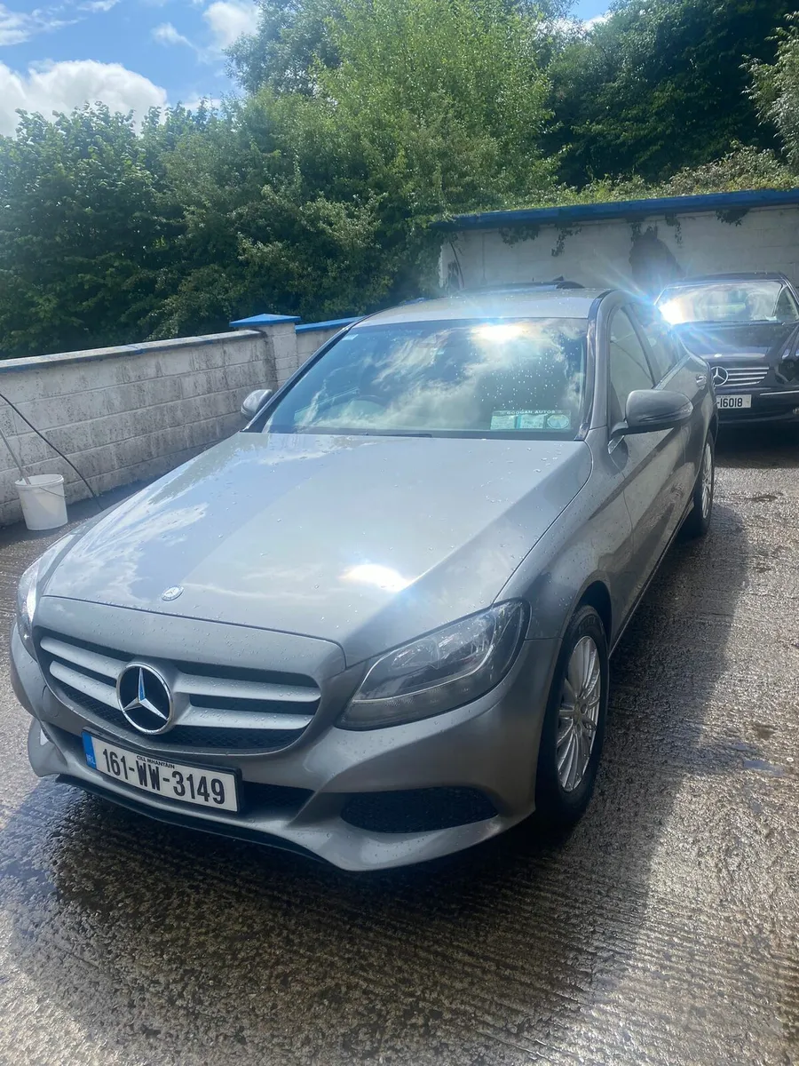 Mercedes - Image 1