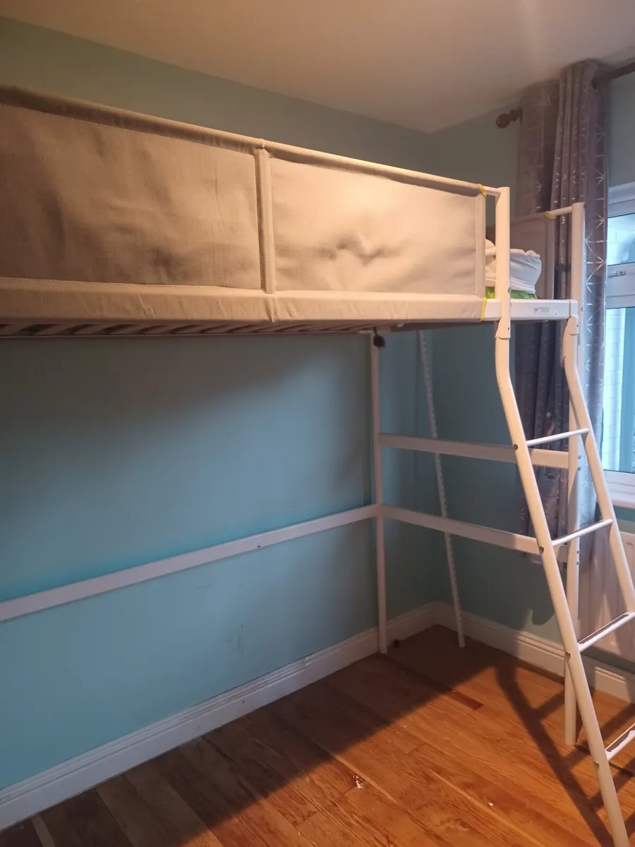 Loft bed