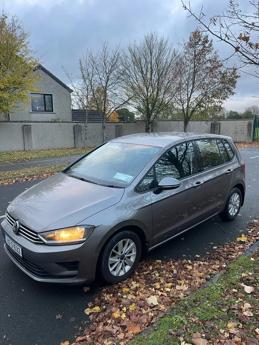 2014 Volkswagen Golf Low Mileage - Image 2
