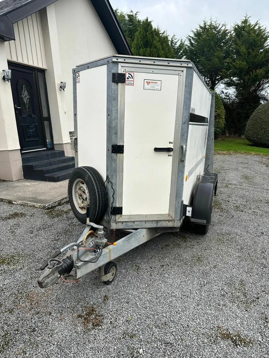 Ifor Williams Box trailer 8 by 4 - Image 1