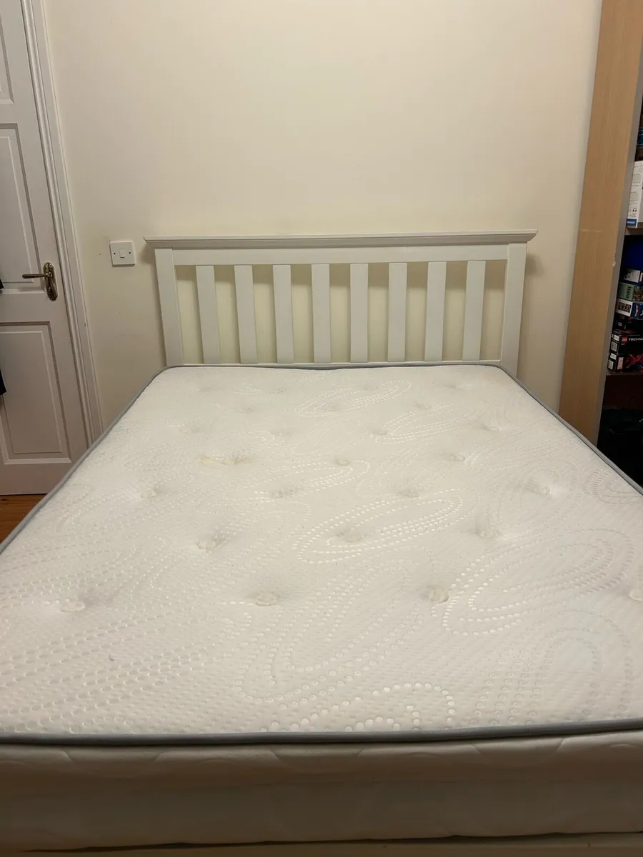 4'6 white bed frame and mattress - Image 1