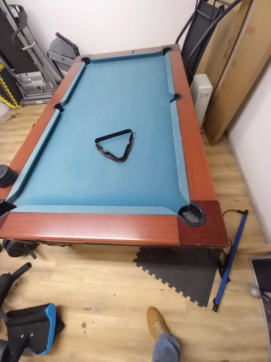 Windsor pool table for sale 7ft x 4ft - Image 1