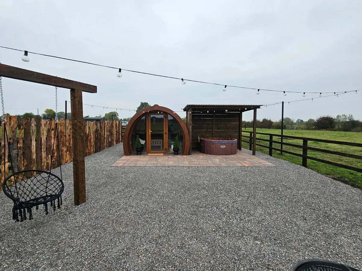 Blackditch hideaway cabin - Image 2
