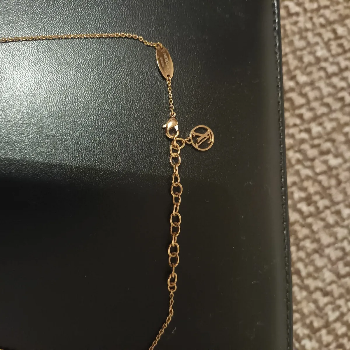 Louis Vuitton Necklace - Image 3