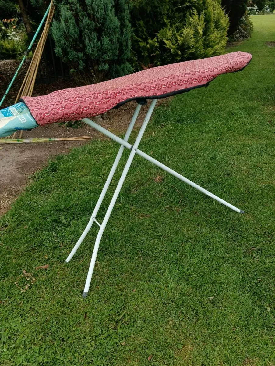 3 ironing boards all perfect condition 10EURO EACH - Image 2