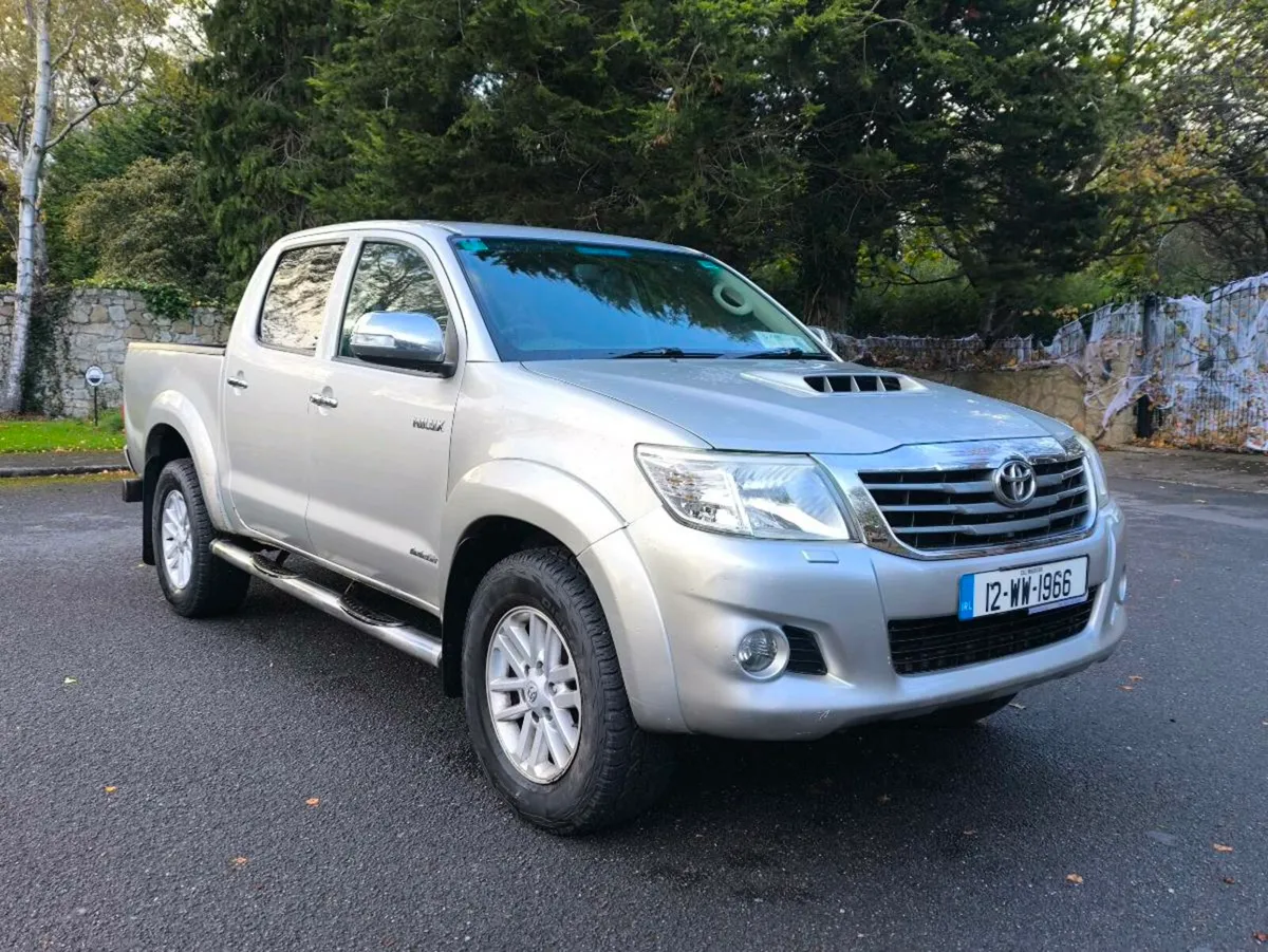 2012 HILUX INVINCIBLE 70k MILES - Image 1