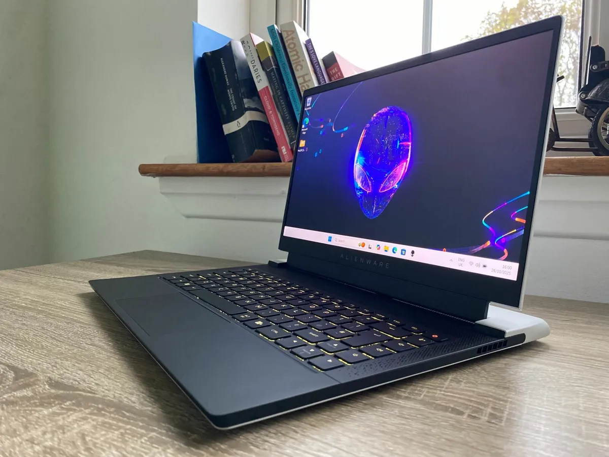 Dell Alienware x14 R1 14" 144Hz Gaming Laptop - Image 1