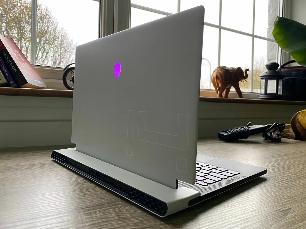 Dell Alienware x14 R1 14" 144Hz Gaming Laptop - Image 2