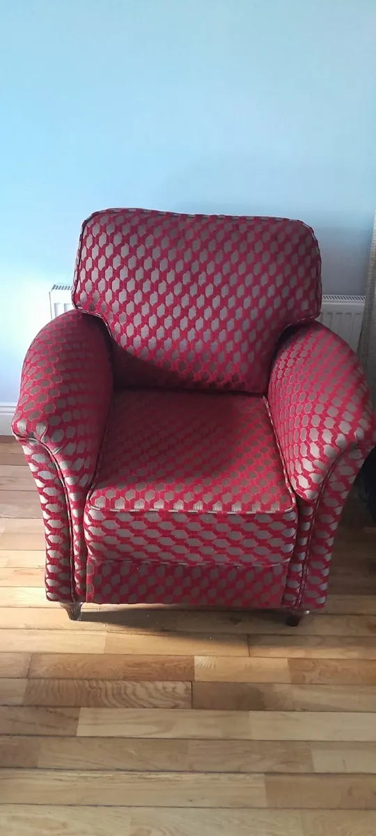 Luxury new arm chair
