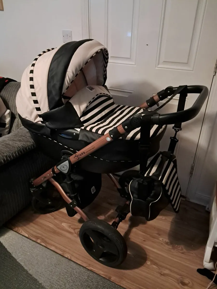 3 in 1 travel system - Image 3