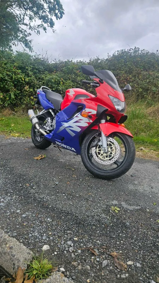 Honda cbr - Image 1