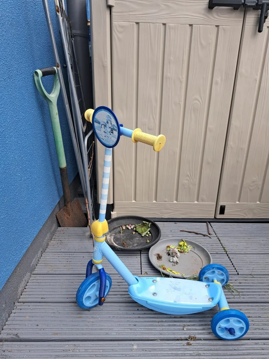 Free toys - Image 2