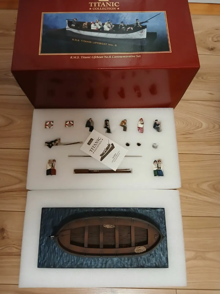 Britains R.M.S. Titanic Lifeboat No 6 - Image 3