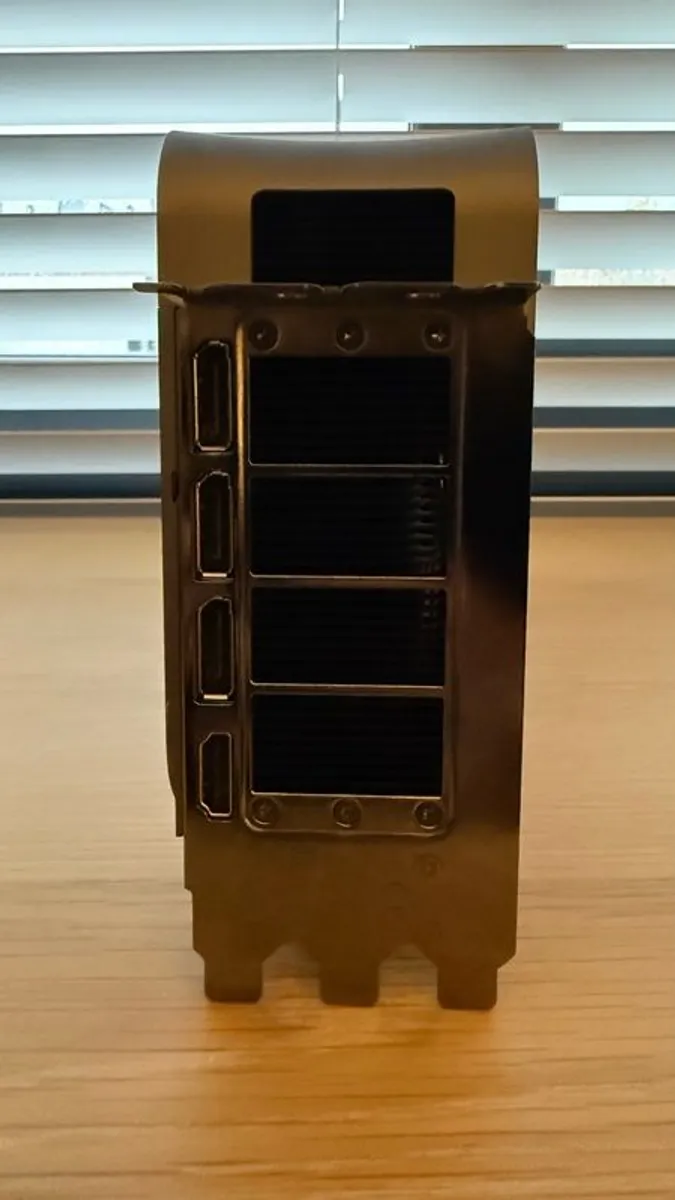 Nvidia Gtx 4090 Fe Graphics Card - Image 3
