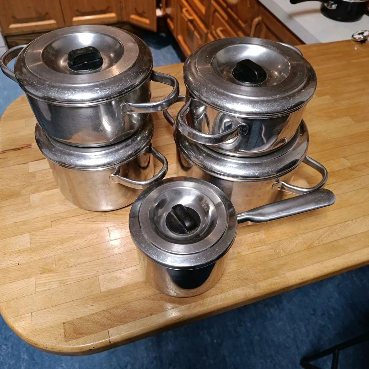 Sola Elite set of saucepans - Image 1