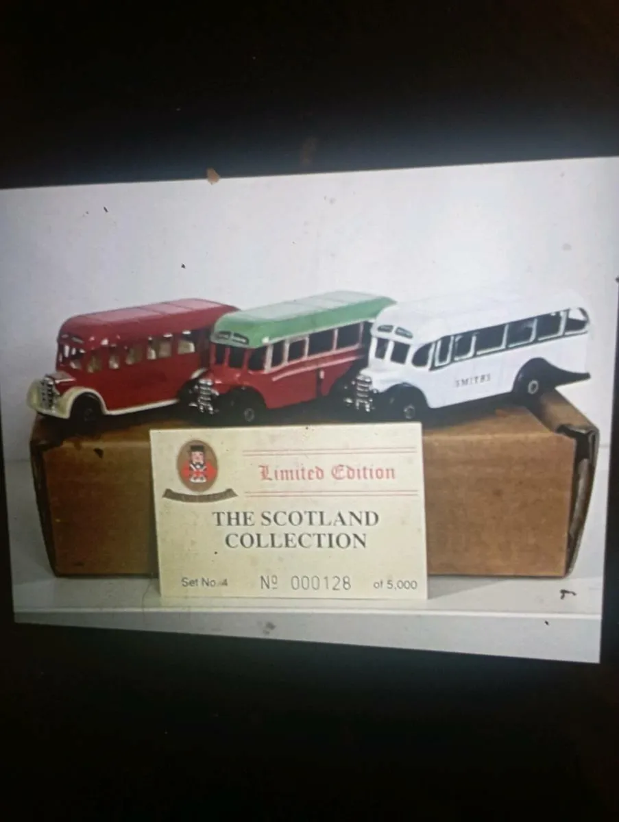 OXFORD DIE-CAST MINI CLASSIC BEDFORD  BUSSES.
