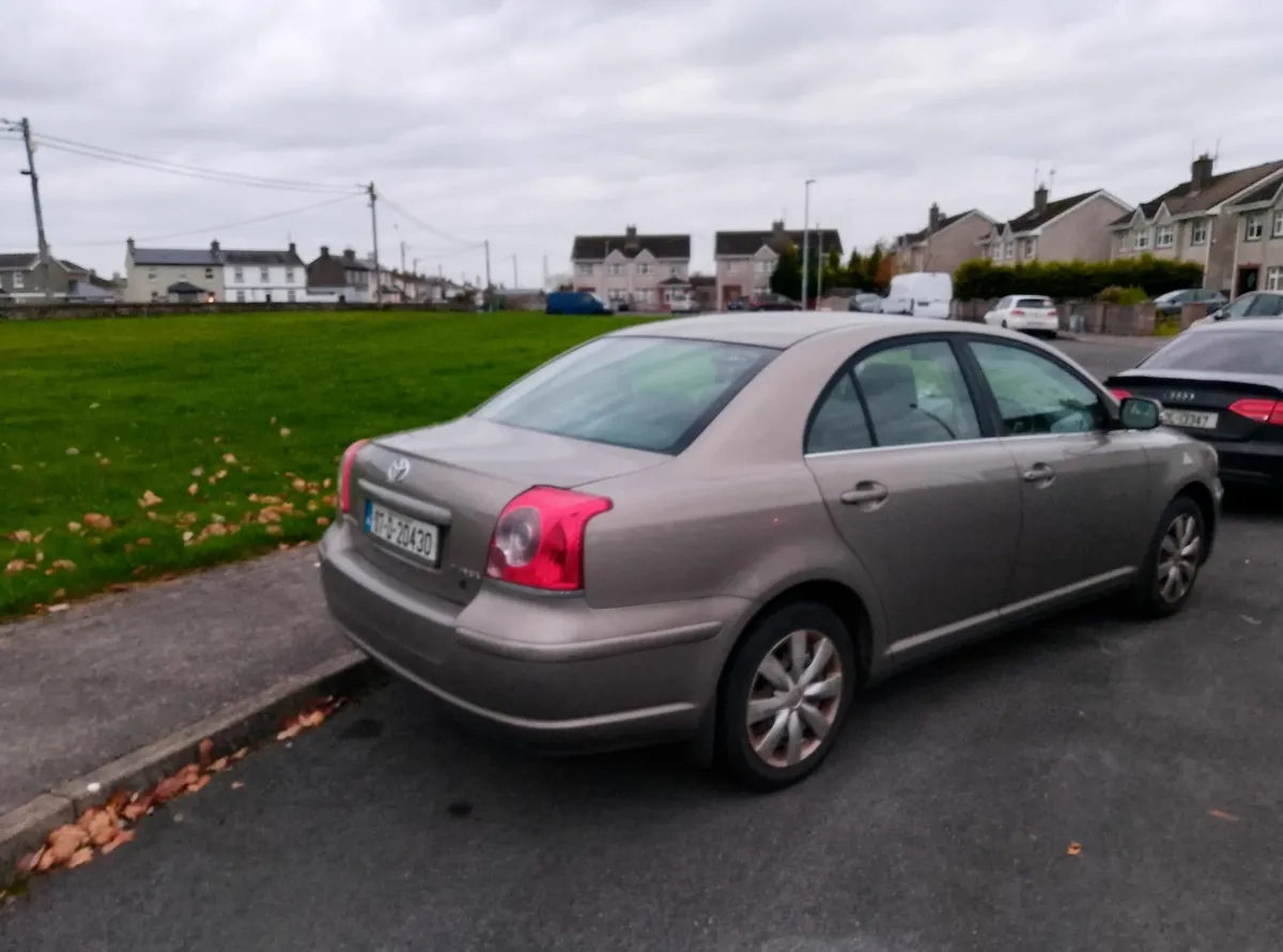 Toyota Avensis - Image 1