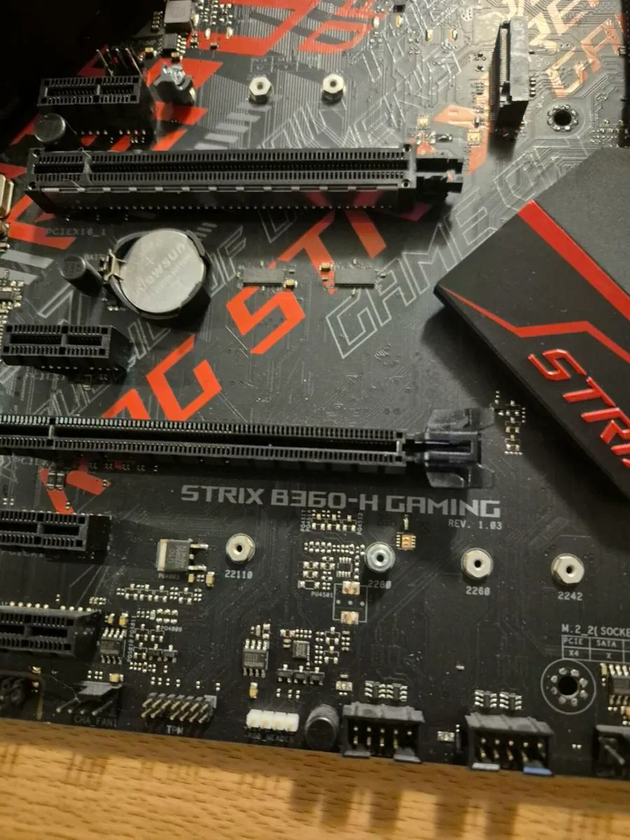 Asus ROG Strix B360-H Motherboard - Image 2