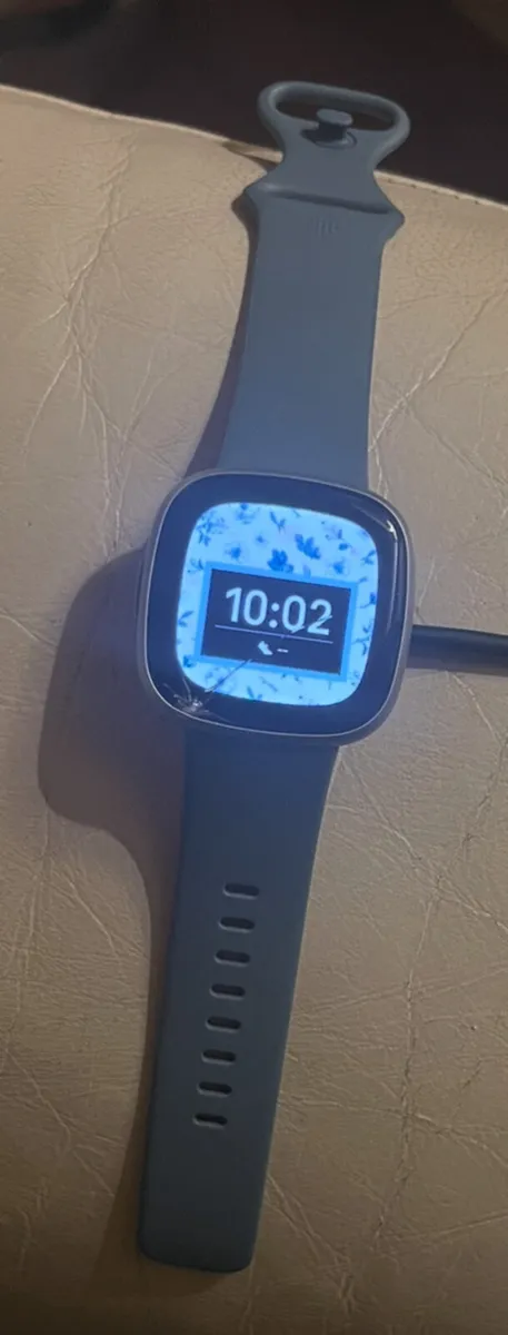 Fitbit Versa 4