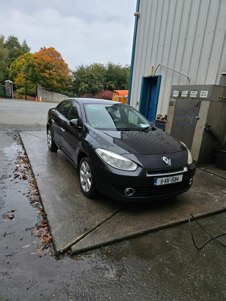 Renault Fluence 2011 - Image 1