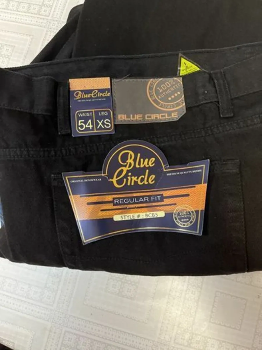 2 Pairs of EXTRA LARGE Jeans. 15e each. 54 Waist. - Image 2