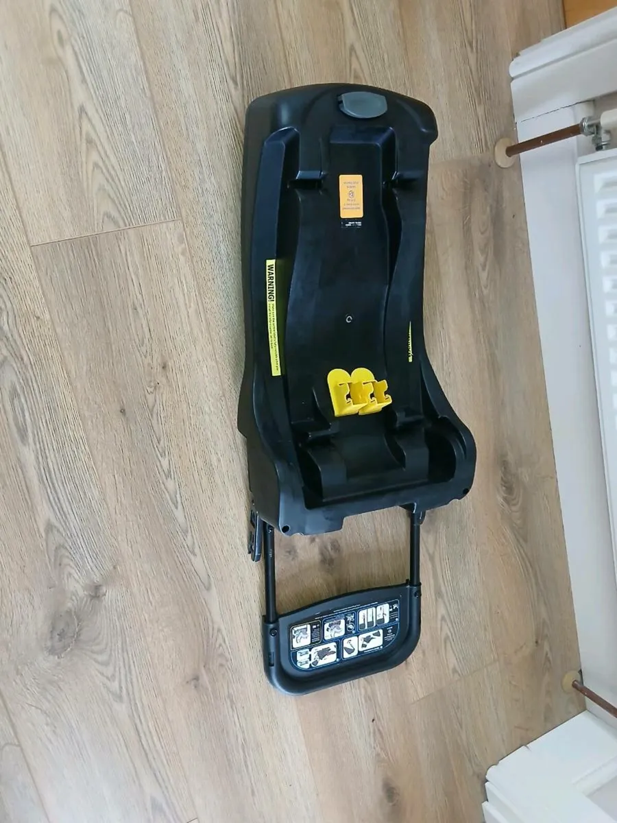 3 and 1 travel system - Image 4