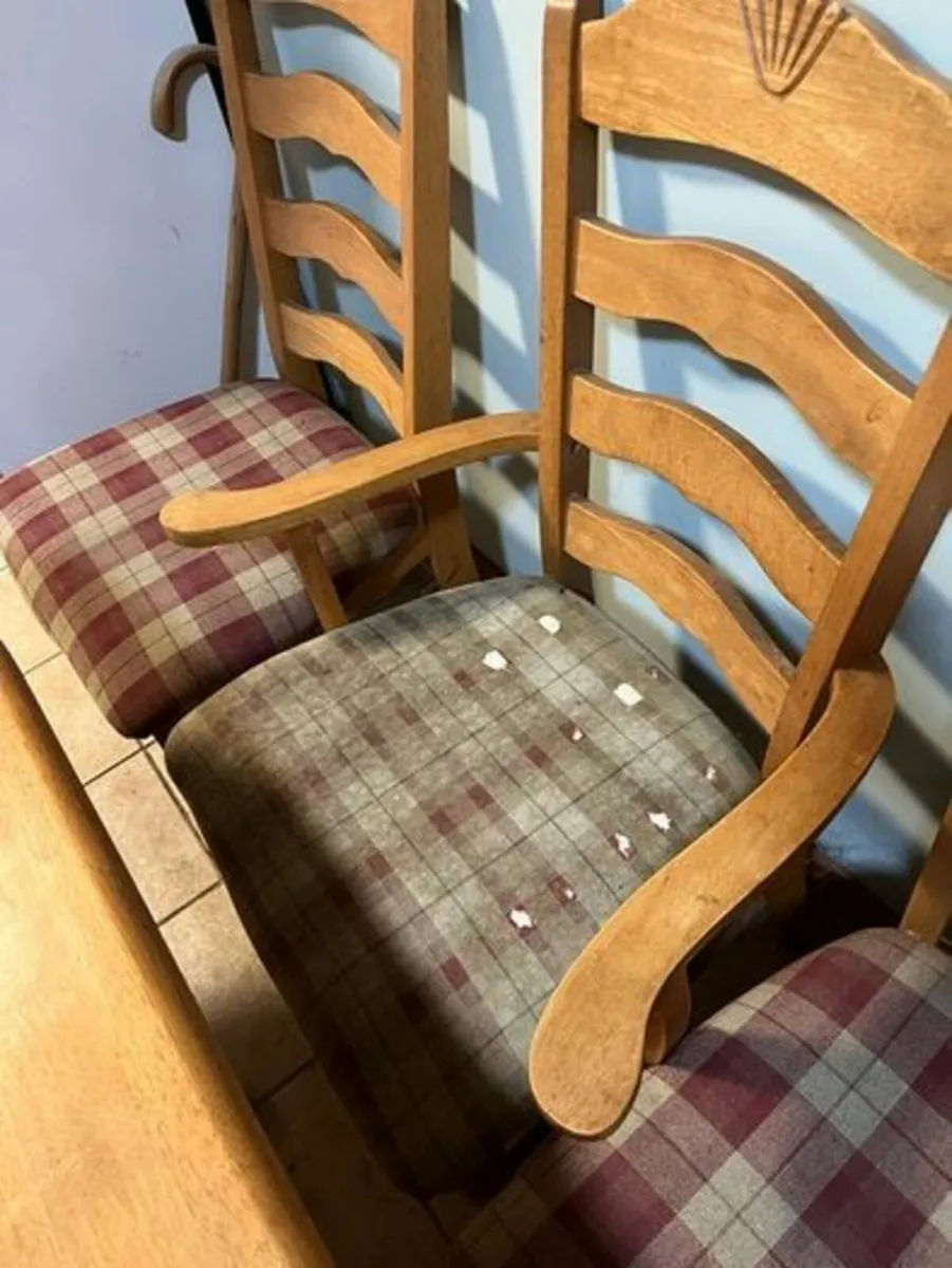 Pine Dining Table and Six Chairs. Solid. Heavy - Image 3