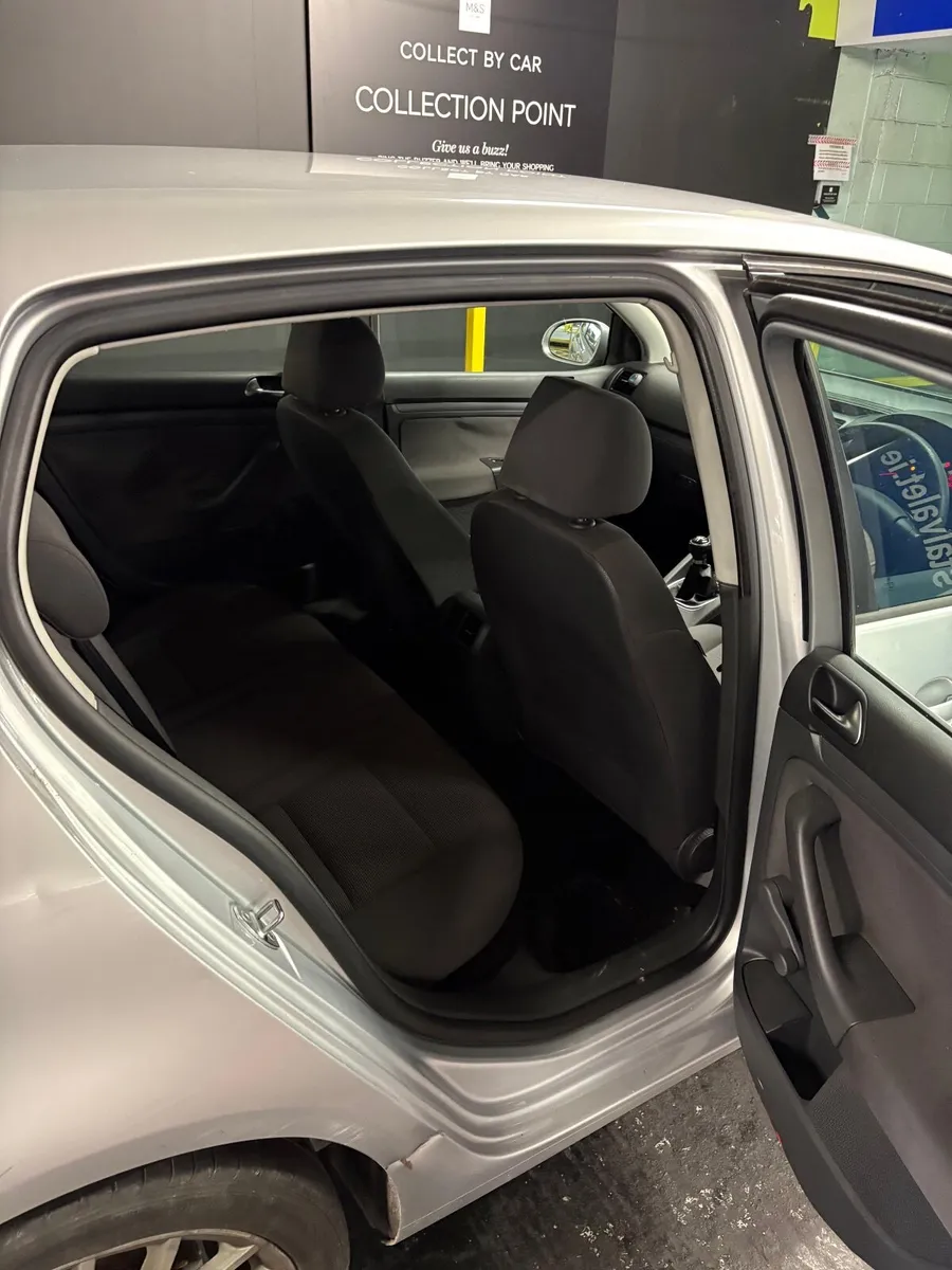 Volkswagen Golf 2007 - Image 2