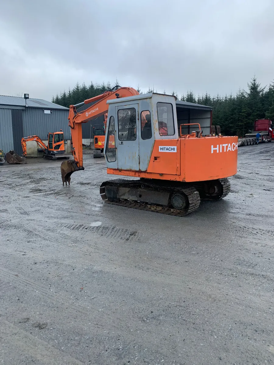 Hitachi. 6 ton - Image 3