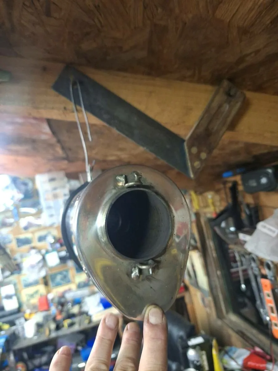 exhaust - Image 2