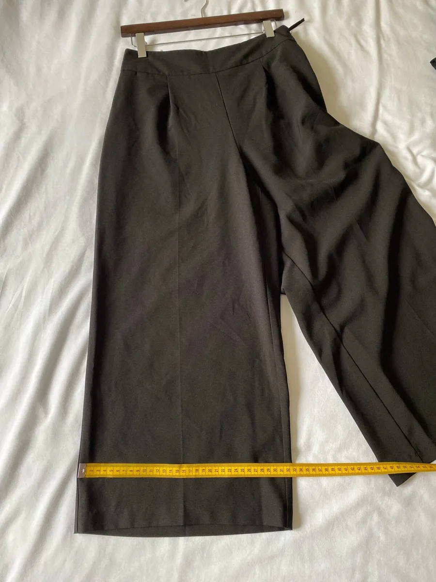 Women’s Casual Black Wide Leg Trousers - Image 4