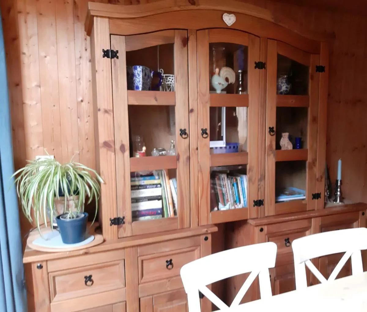 Mexican Pine Large Kitchen Dresser - Image 4