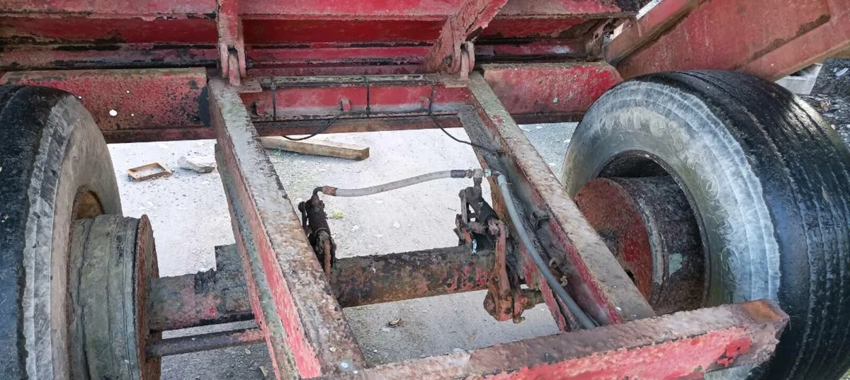 Tractor trailer - Image 4