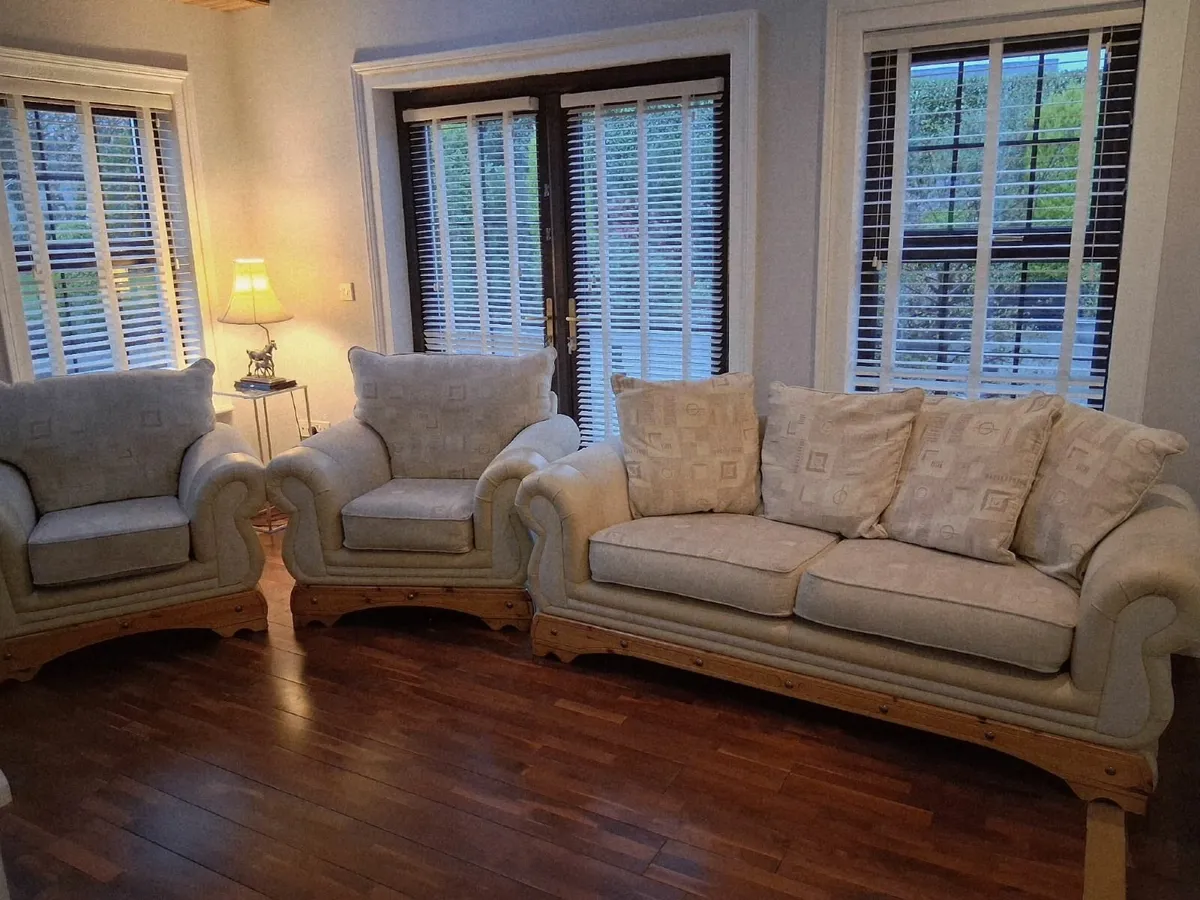 3 seater Couch and 2 armchairs