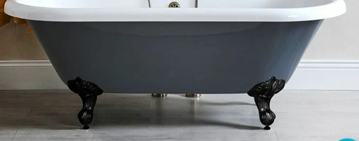 Cast iron bath, as new