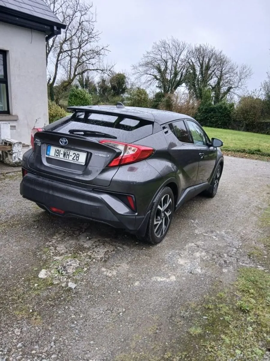 2019 Toyota C-hr - Image 3