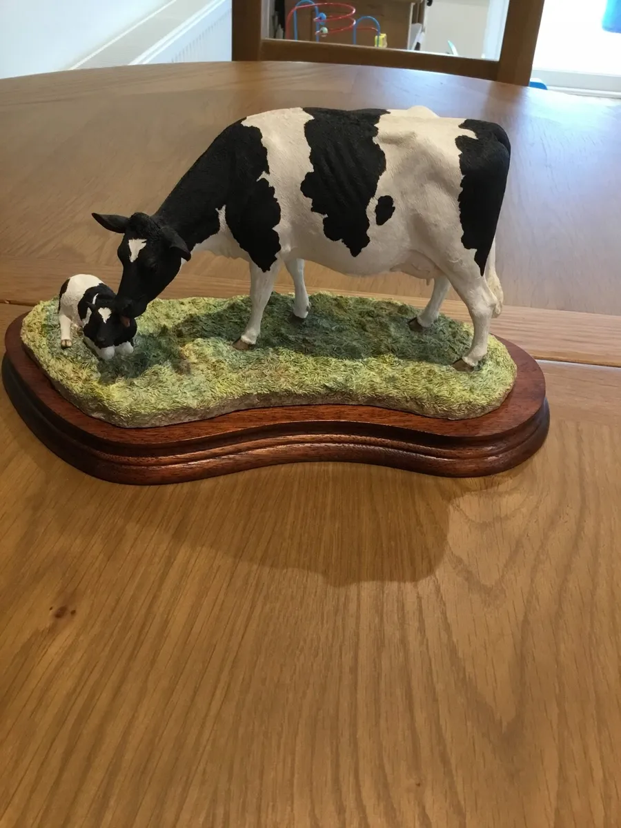 Limited edition Holstein/Friesian cow and calf - Image 1