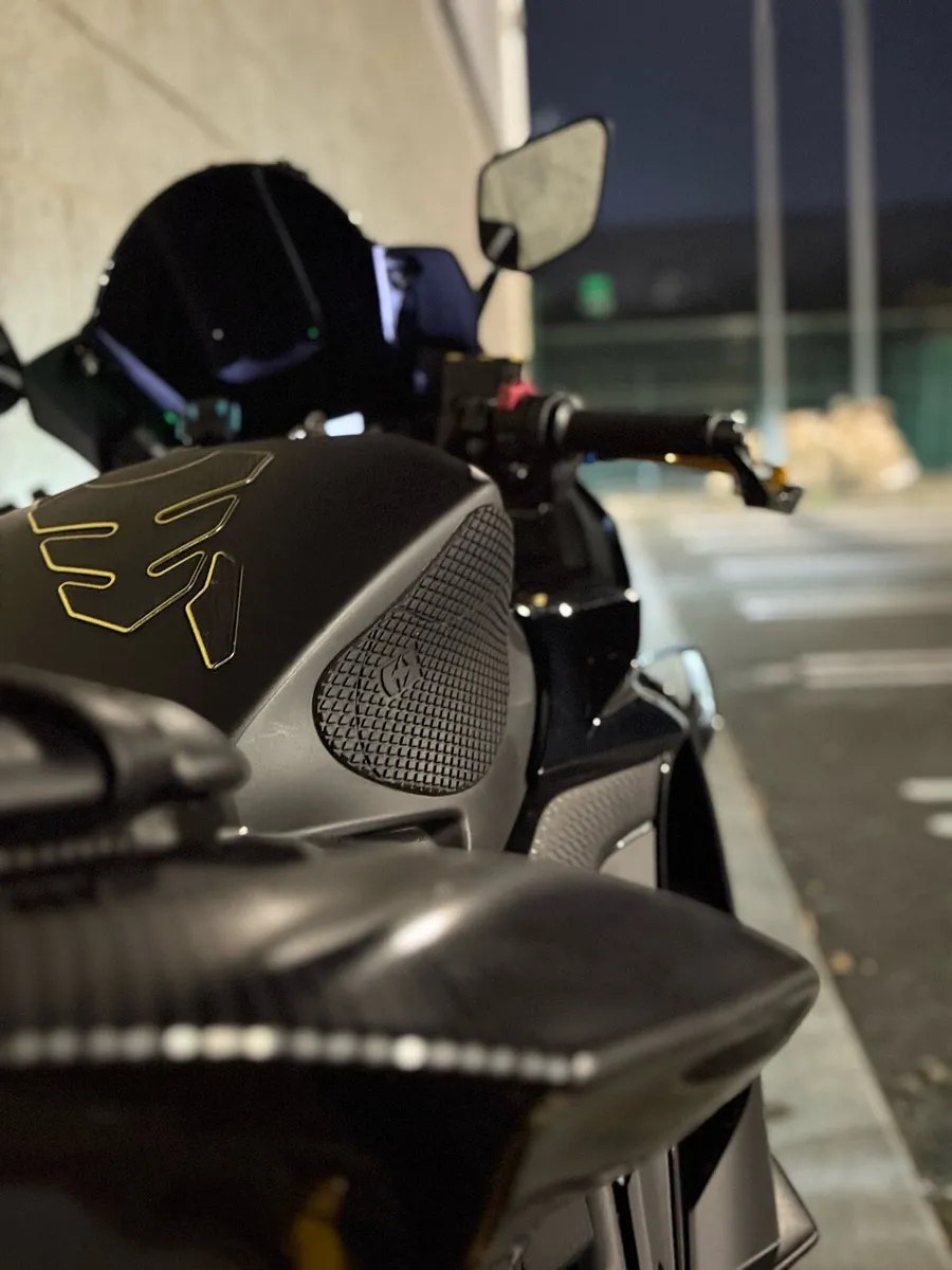 191 Yamaha r3 - Image 4