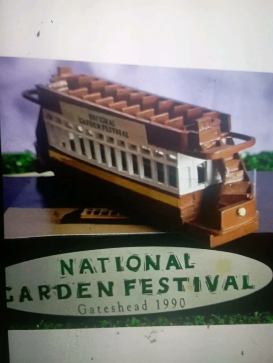 LIMITED EDITION. MEATAL GEATSCEAL TRAM - Image 3