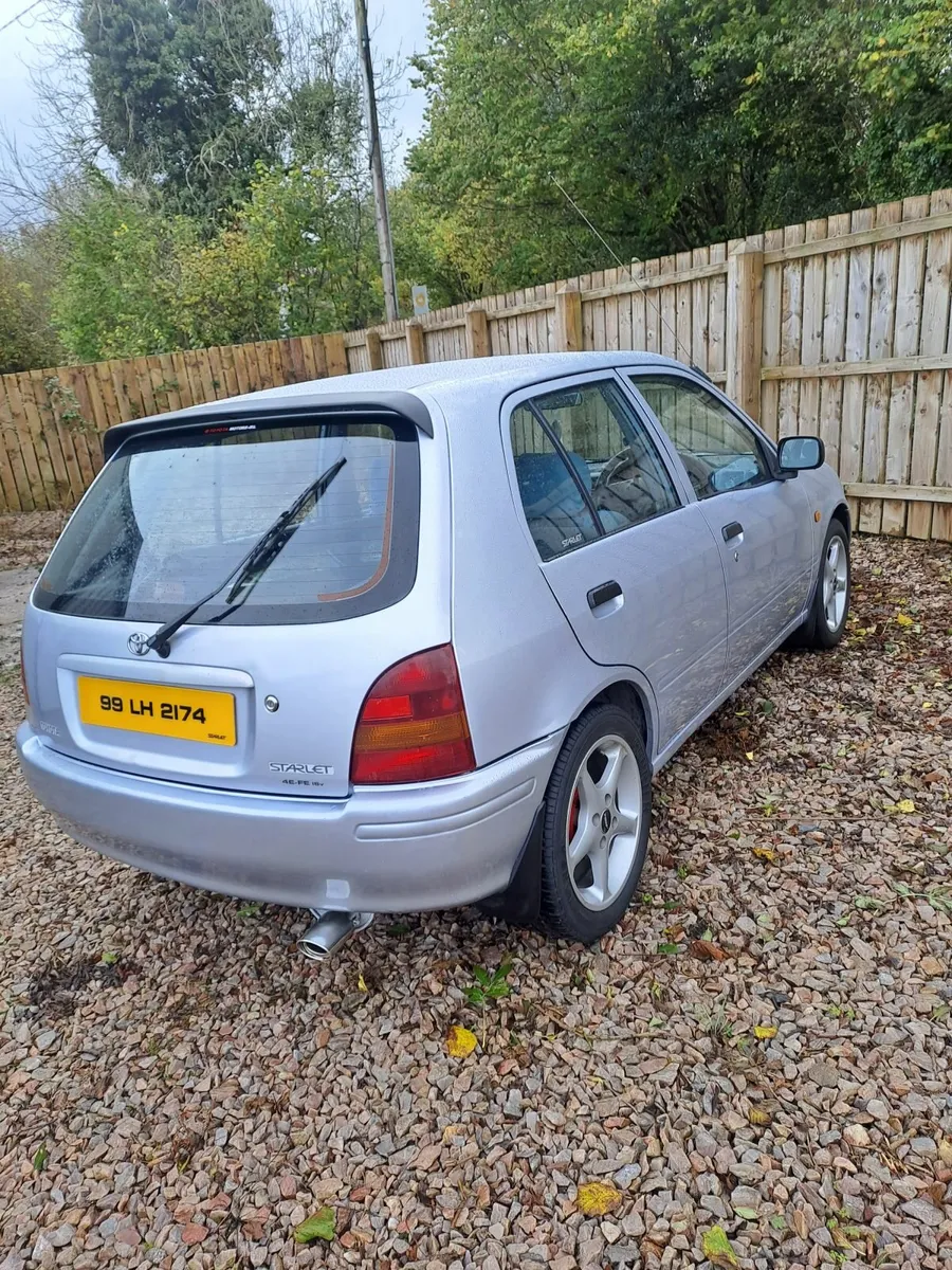 Toyota Starlet 1.3 4EFE - Image 4